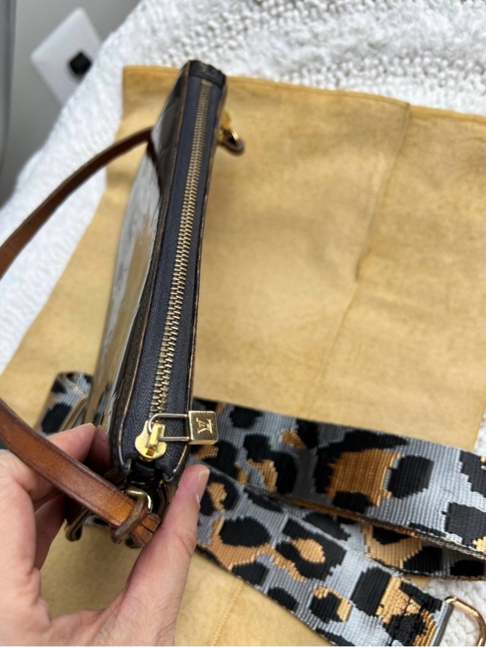 Update !!!! 🔥🔥Louis Vuitton Lexington Pouchette - Picture 6 of 11